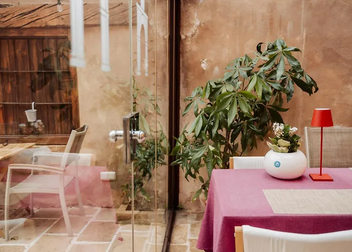 Hotel Boutique Poeta Jorge Manrique